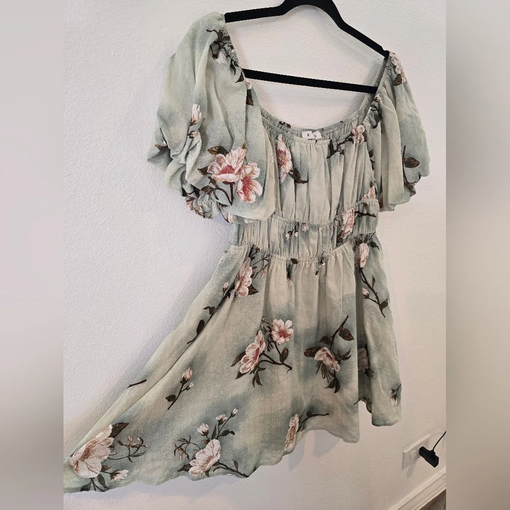 HYFVE Sage Floral Magnolia Puff Sleeve Mini Dress Garden Party Sz Large - Picture 5 of 7